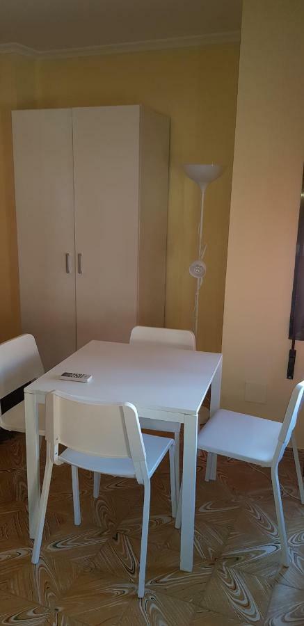 Sleep Turia Apartamentos Casinos Екстериор снимка