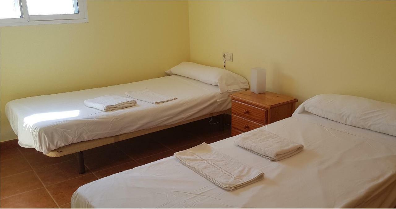 Sleep Turia Apartamentos Casinos Екстериор снимка